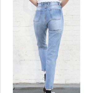 Brandy Melville Jane Light Washed Jeans